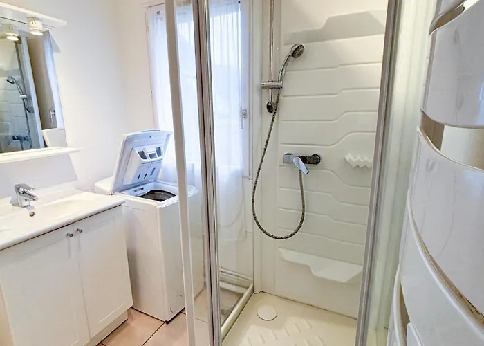 Les Diablotines - 6 Couchages 2 Sdb - Proche